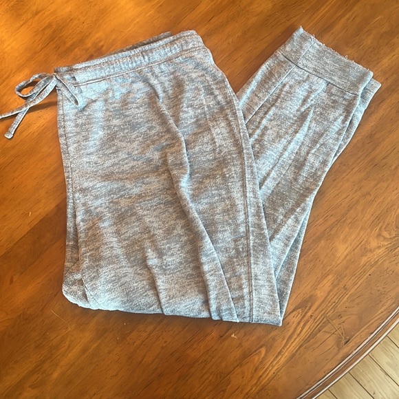 New Directions pajama set, pink sweatshirt grey pants. Women’s XL. Gently used. - Picture 3 of 5